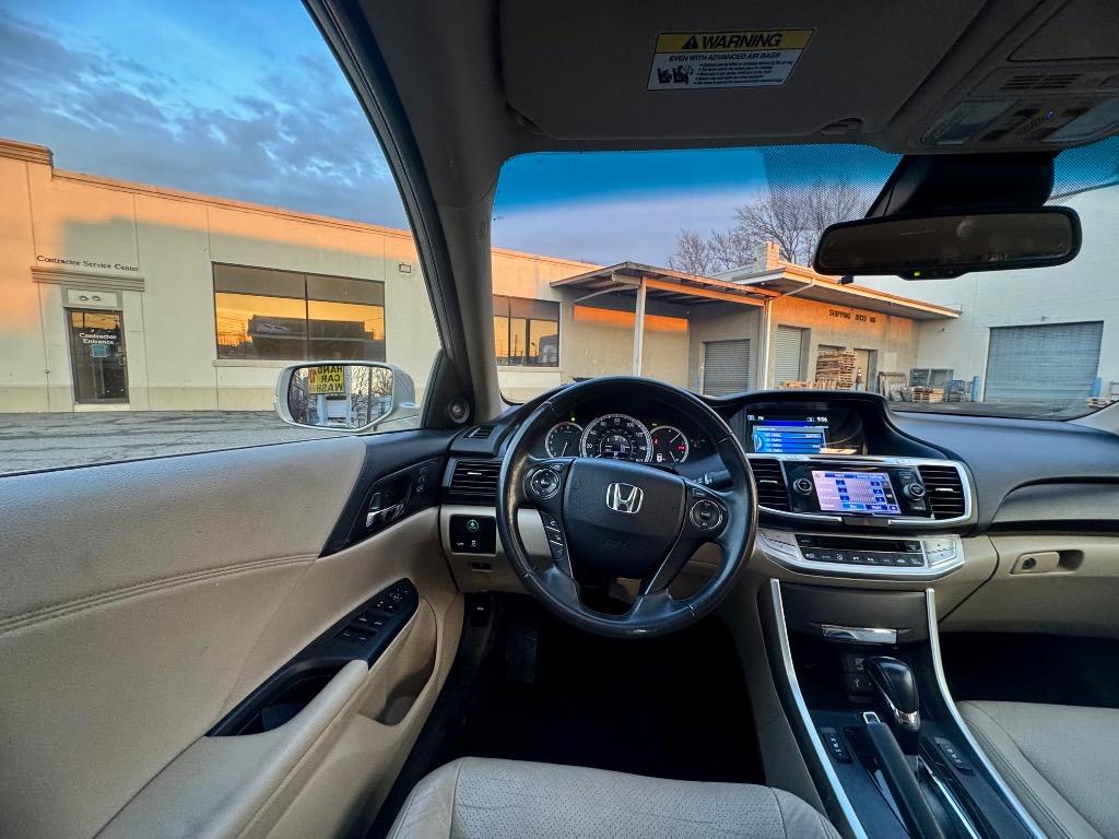 2013 Honda Accord EX-L V6 photo